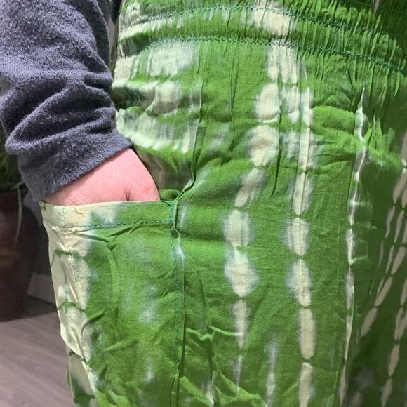 NWOT Green Tie Dye Baggy Bodhi Pants - Picture 4 of 4